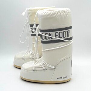 MOON BOOT Icon Water Resistant Winter Snow Boots 8-9.5 Women's / 39--41EU White